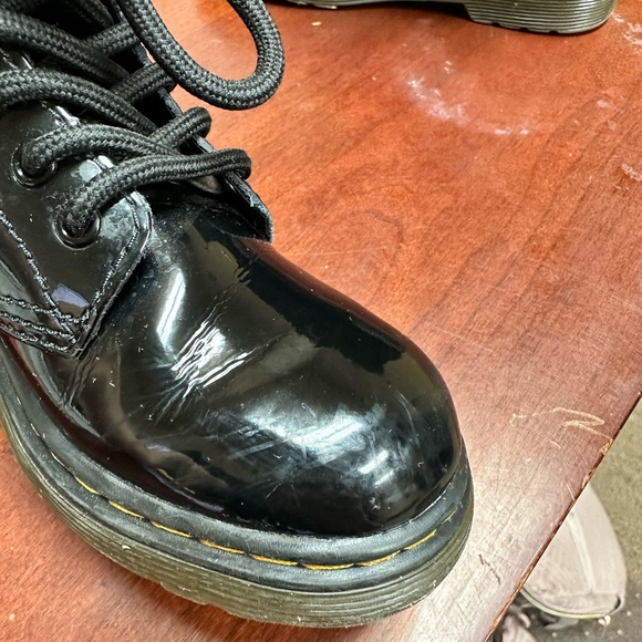 Dr. Marten size kids 11 shiny black. - Picture 7 of 7